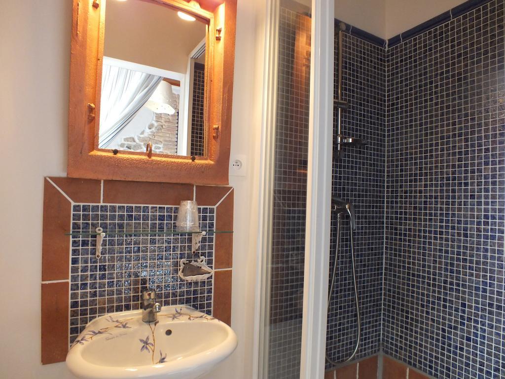 Les Grillons Du Morvan Montsauche-les-Settons Room photo